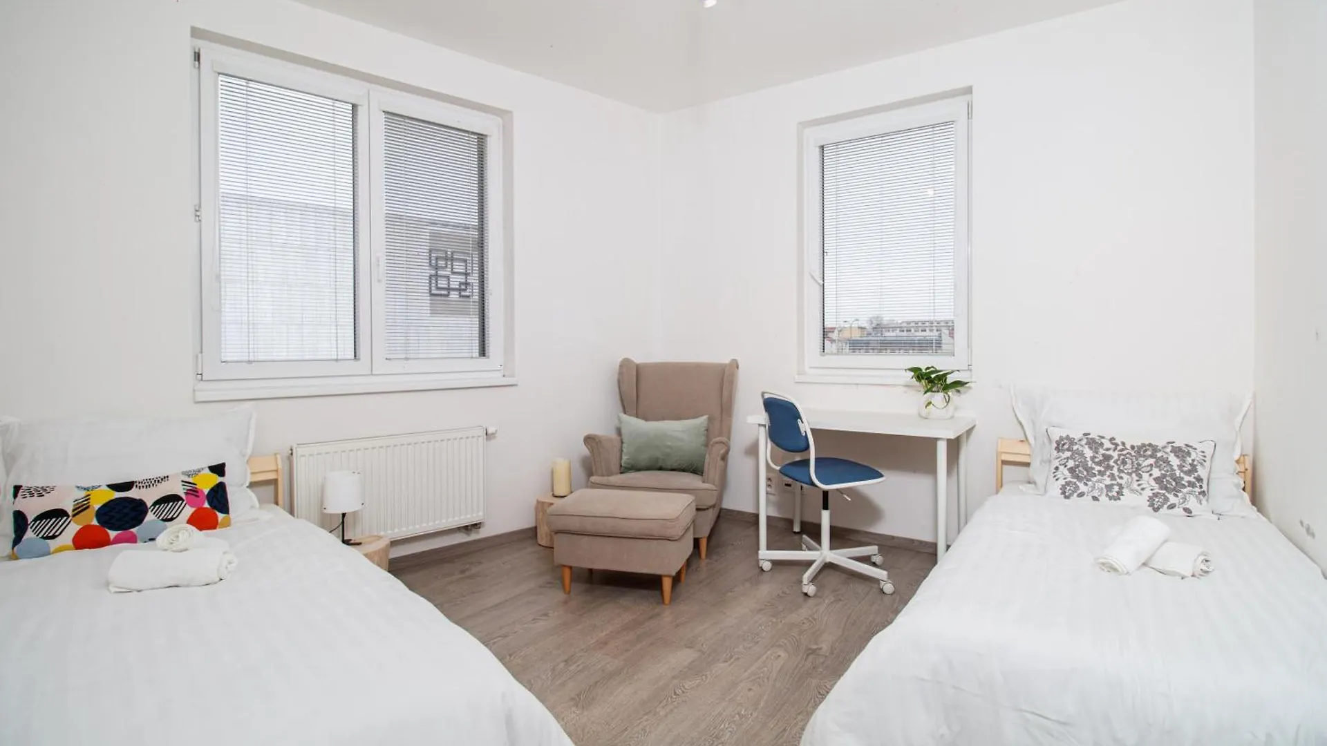 Karolina Apartment - 4Kk, Garden Terrace, Free Parking Ostrava